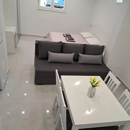 Apartman By The Sea - 20923 *