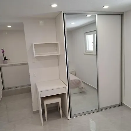 By The Sea - 20923 Apartman Makarska